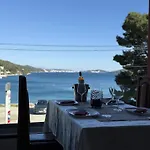 Hotel Max Gastro House 4*