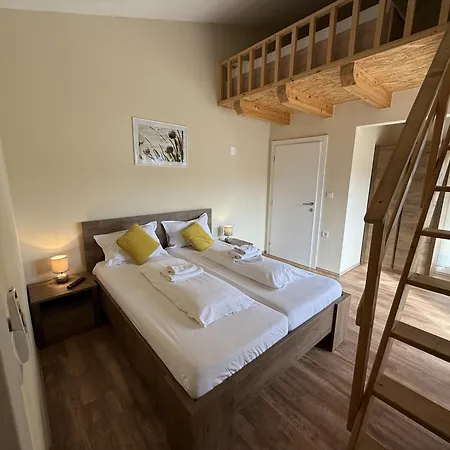 Max Gastro House Hotel Marina