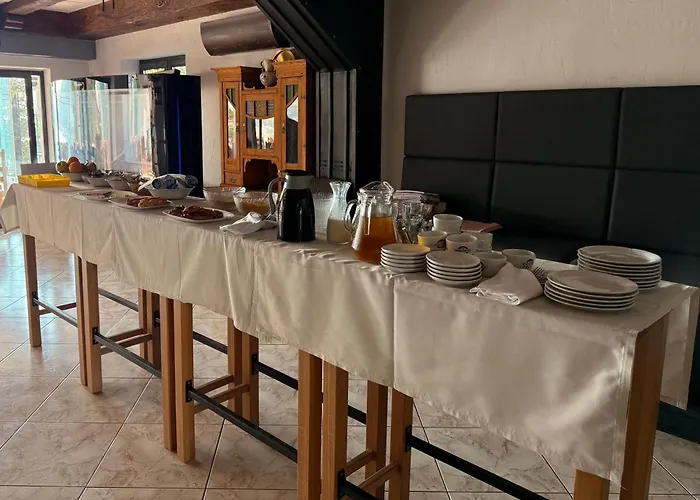 Max Gastro House Marina