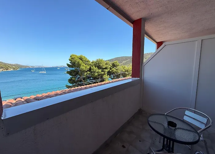 Max Gastro House 4* Marina